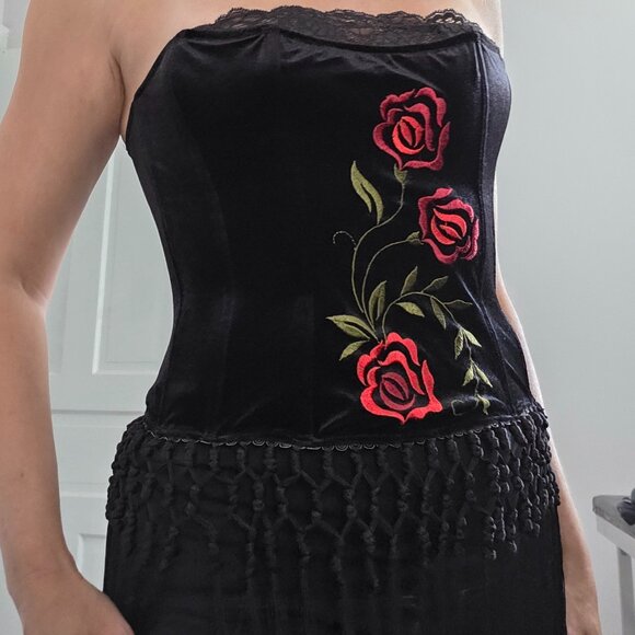 Vintage Victoria'Secret Black Velvet corset with rose embroidery & tassel fringe - Picture 1 of 8